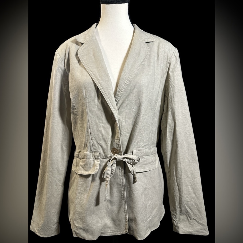 George Women's Beige Linen Blazer with a Front Tie **two tiny spots, see pics